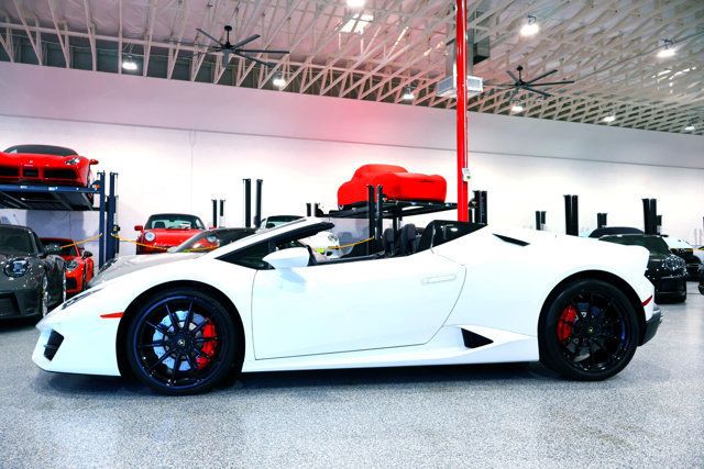 2017 Lamborghini HURACAN LP580 Spyder WHITE...17,780 Miles...LP580-2 Spyder - 22976797 - 1