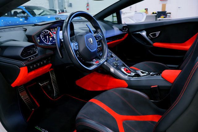 2017 Lamborghini HURACAN LP580 Spyder WHITE...17,780 Miles...LP580-2 Spyder - 22976797 - 25