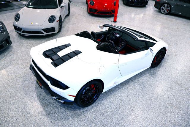 2017 Lamborghini HURACAN LP580 Spyder WHITE...17,780 Miles...LP580-2 Spyder - 22976797 - 8