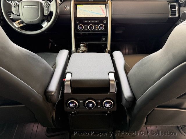 2017 Land Rover Discovery HSE Lux Supercharged 4WD - 23029485 - 37