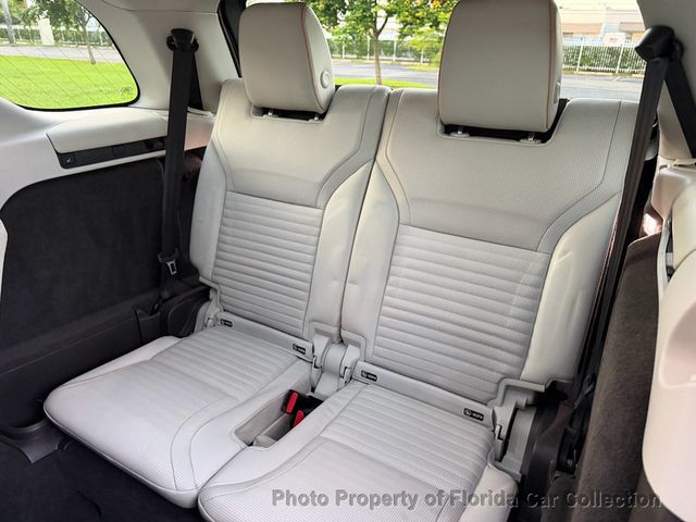 2017 Land Rover Discovery HSE Luxury V6 Supercharged - 23098175 - 40