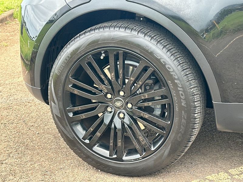 2017 Land Rover Discovery HSE V6 Supercharged - 23008460 - 10