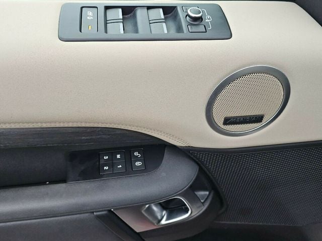 2017 Land Rover Discovery HSE V6 Supercharged - 22951272 - 40