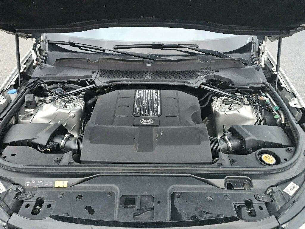2017 Land Rover Discovery HSE V6 Supercharged - 22951272 - 46