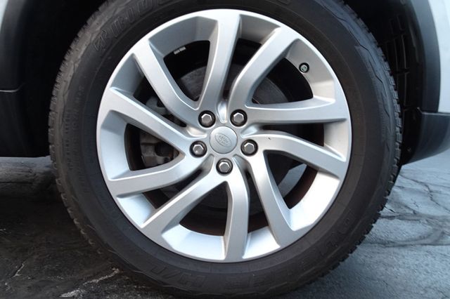 2017 Land Rover Discovery HSE V6 Supercharged - 22947143 - 9