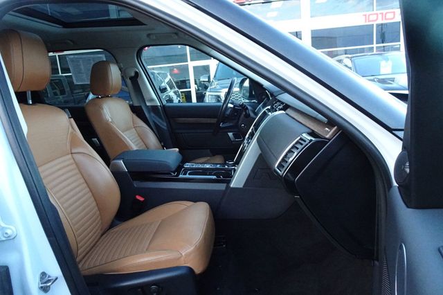 2017 Land Rover Discovery HSE V6 Supercharged - 22947143 - 10