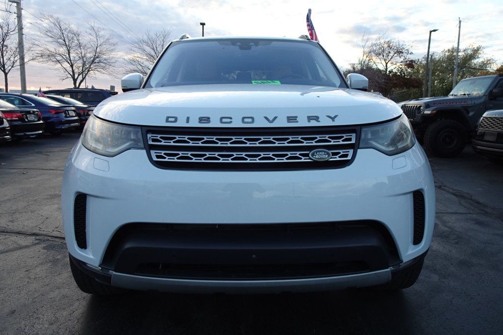 2017 Land Rover Discovery HSE photo 3