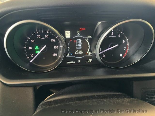 2017 Land Rover Discovery HSE V6 Supercharged 4WD - 23029485 - 11