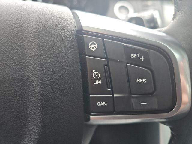 2017 Land Rover Discovery Sport HSE - 22980604 - 32