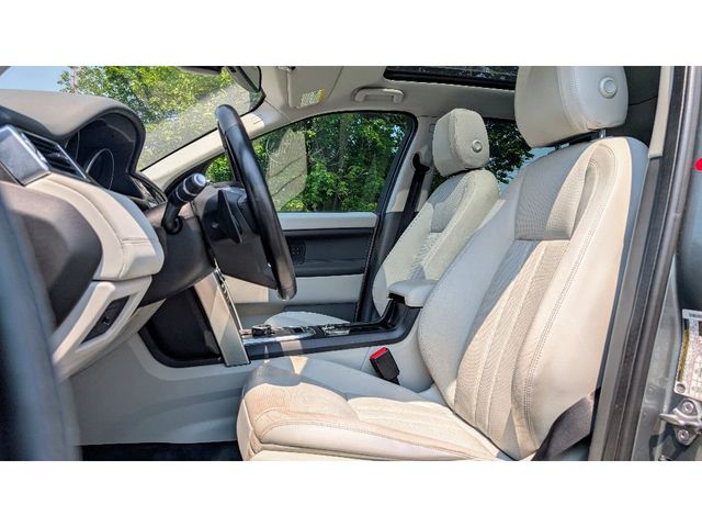 2017 Land Rover Discovery Sport HSE - 22884960 - 13