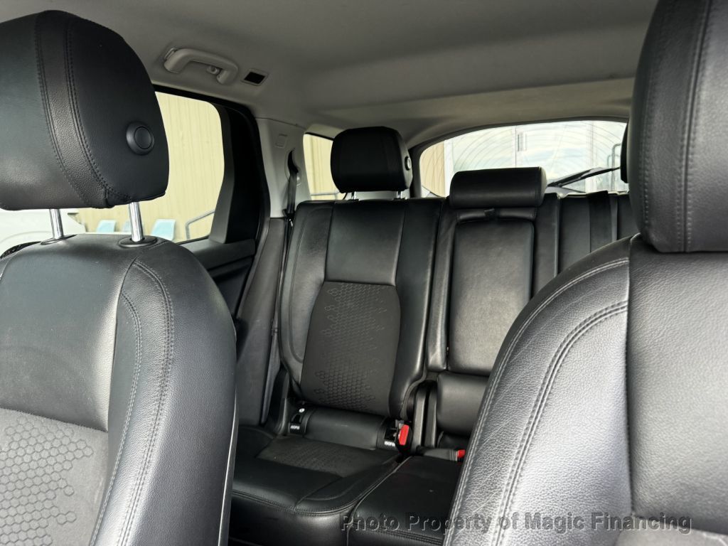 2017 Land Rover Discovery Sport SE - 22911309 - 5