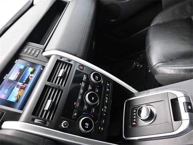 2017 Land Rover Discovery Sport SE - 22927882 - 19