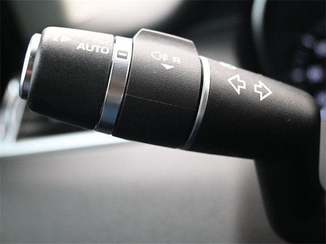 2017 Land Rover Discovery Sport SE - 22927882 - 23