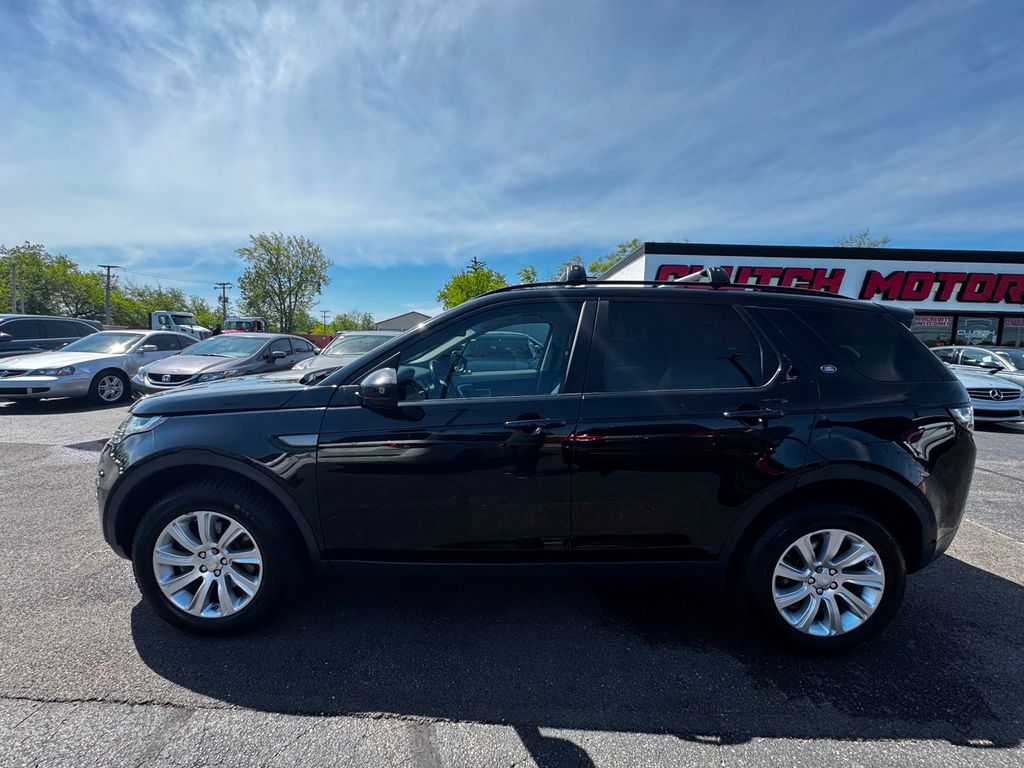 2017 Land Rover Discovery Sport SE - 23028675 - 8