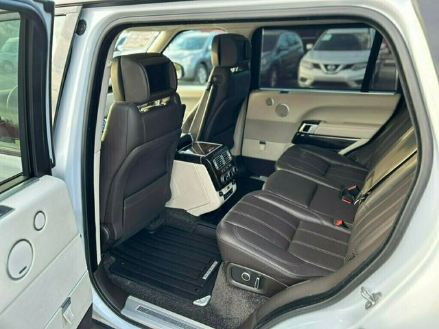 2017 Land Rover Range Rover Fully Loaded with a CLEAN TITLE!!  - 22946011 - 19