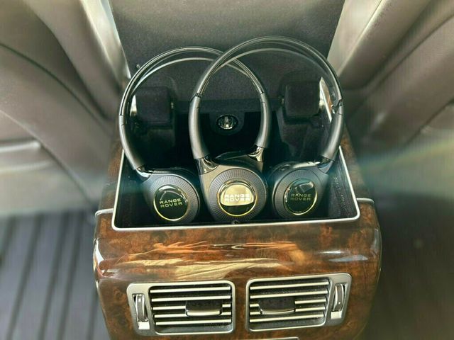 2017 Land Rover Range Rover Fully Loaded with a CLEAN TITLE!!  - 22946011 - 22