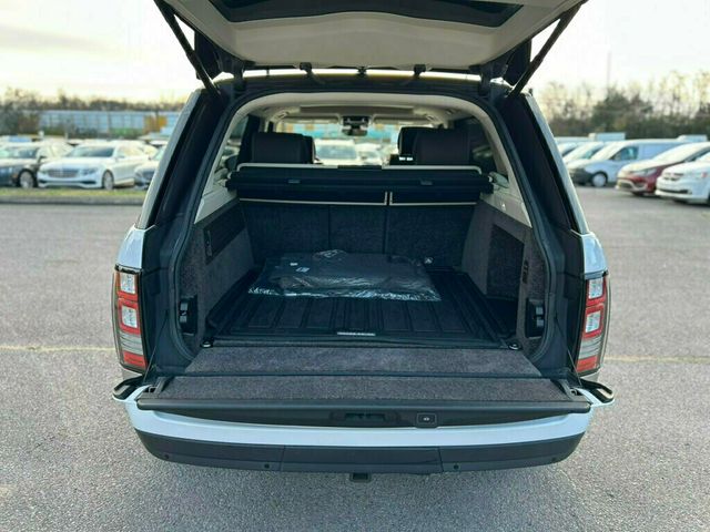2017 Land Rover Range Rover Fully Loaded with a CLEAN TITLE!!  - 22946011 - 27