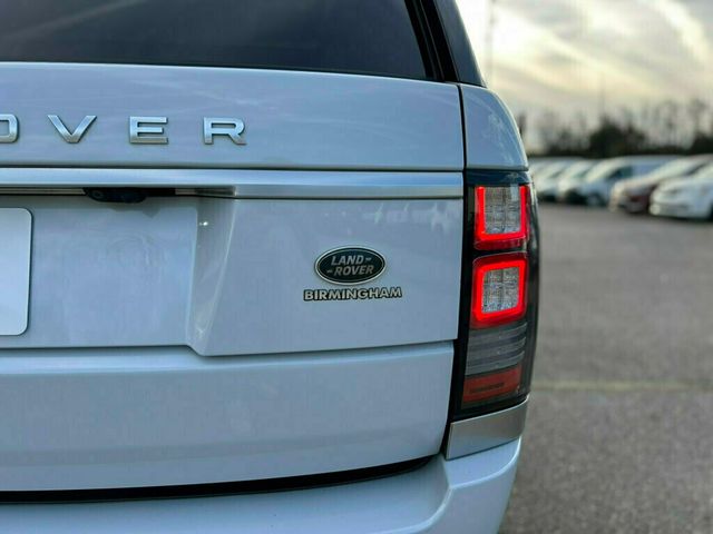 2017 Land Rover Range Rover Fully Loaded with a CLEAN TITLE!!  - 22946011 - 8