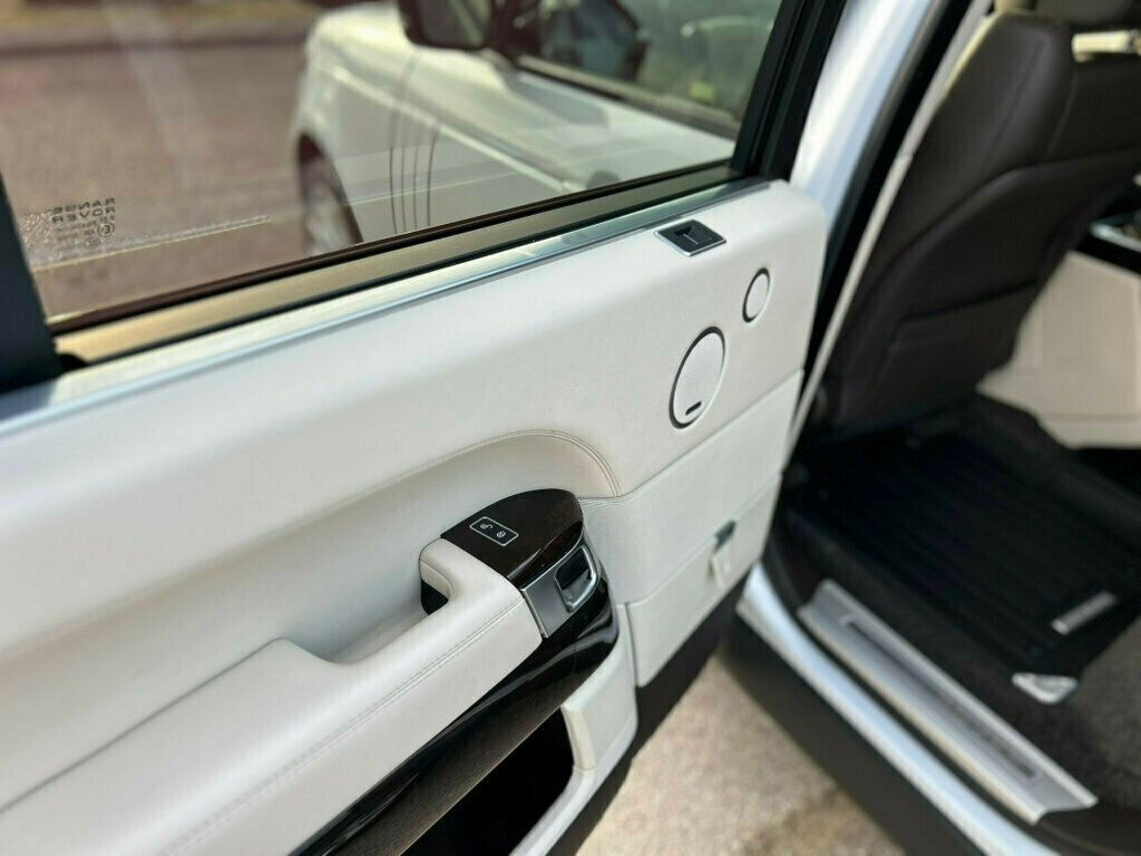 2017 Land Rover Range Rover Supercharged V8 LWB - FULLY LOADED! - 22946011 - 20