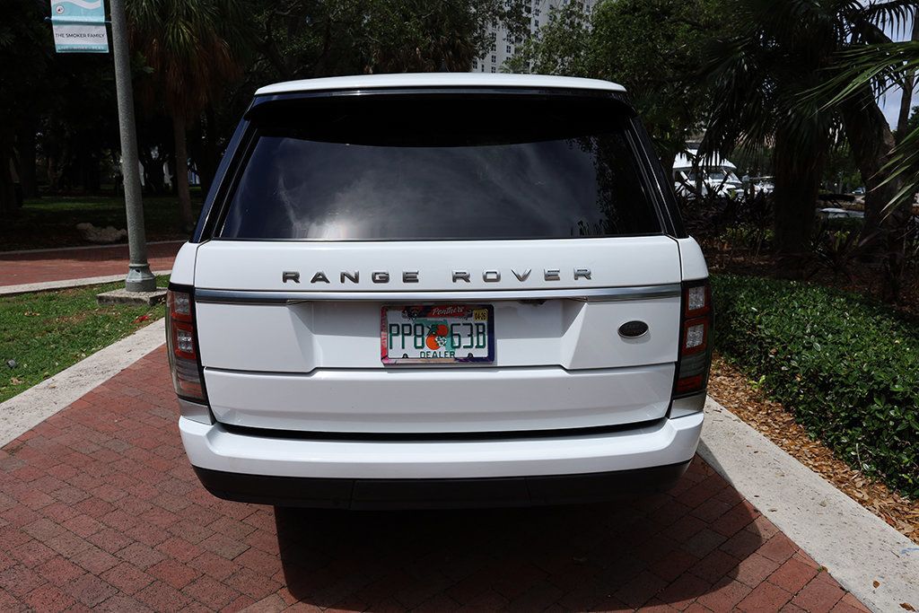 2017 Land Rover Range Rover Base photo 16