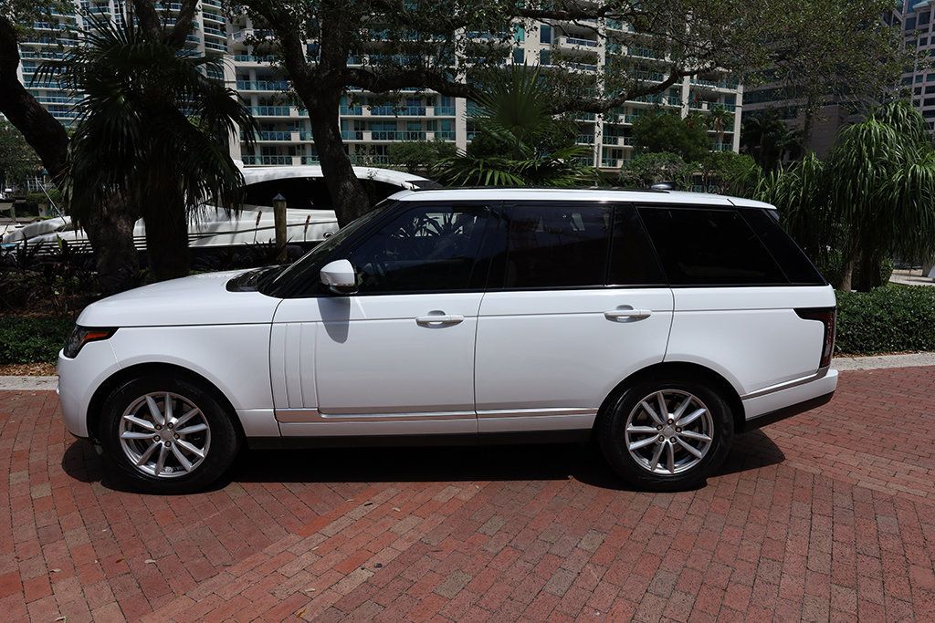 2017 Land Rover Range Rover Base photo 21