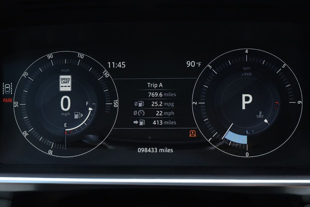 2017 Land Rover Range Rover Base photo 42
