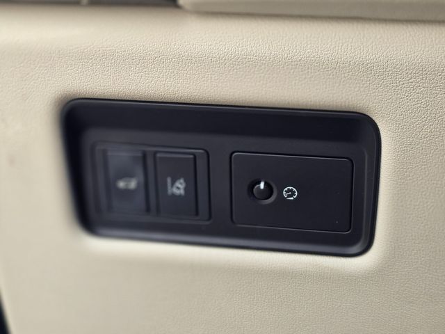 2017 Land Rover Range Rover V8 Supercharged LWB - 22974406 - 43