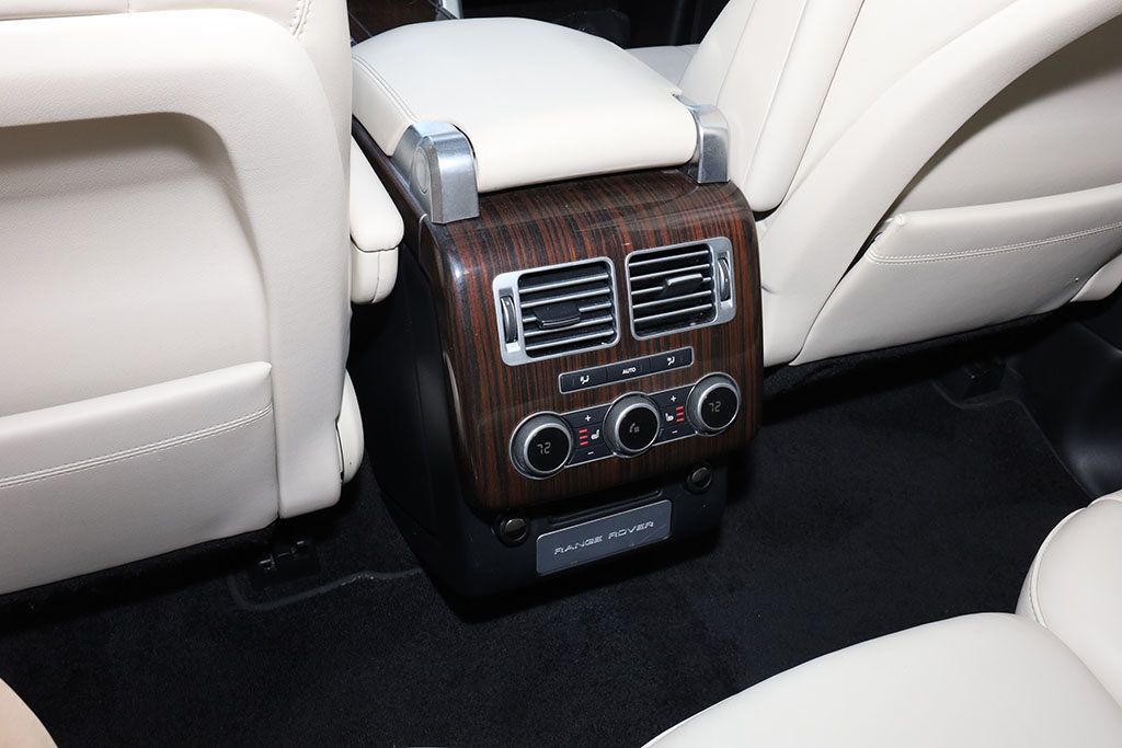 2017 Land Rover Range Rover V8 Supercharged SWB - 22951527 - 30