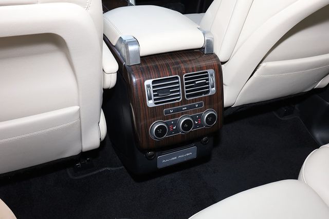 2017 Land Rover Range Rover V8 Supercharged SWB - 22951527 - 30