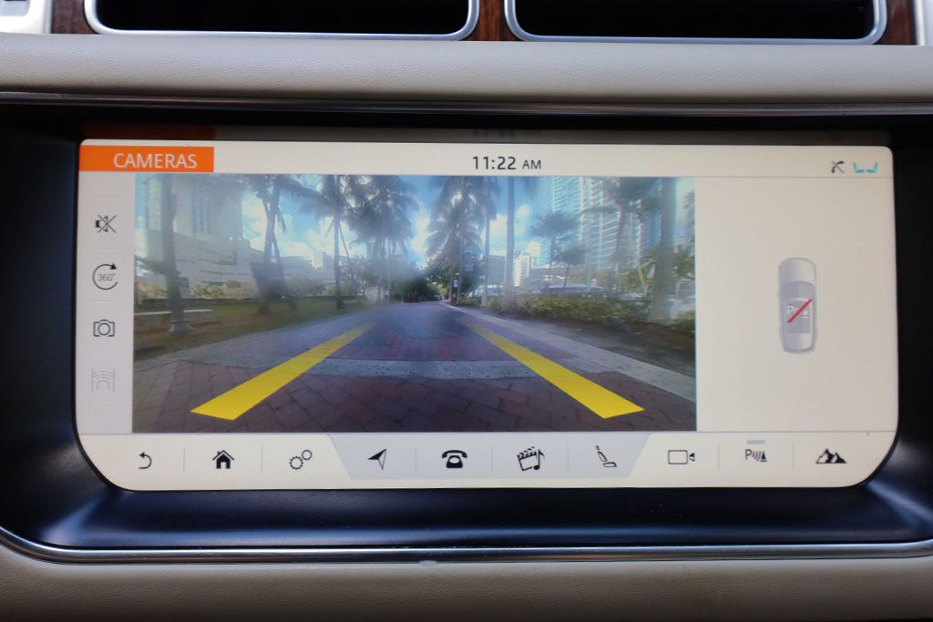 2017 Land Rover Range Rover V8 Supercharged SWB - 22951527 - 46