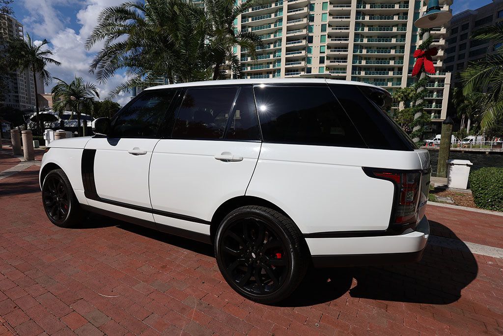 2017 Land Rover Range Rover V8 Supercharged SWB - 22951527 - 4