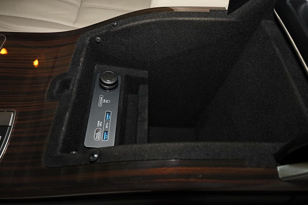 2017 Land Rover Range Rover V8 Supercharged SWB - 22951527 - 50