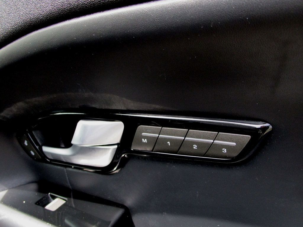 2017 Land Rover Range Rover Evoque 5 Door  HSE - 23031154 - 32