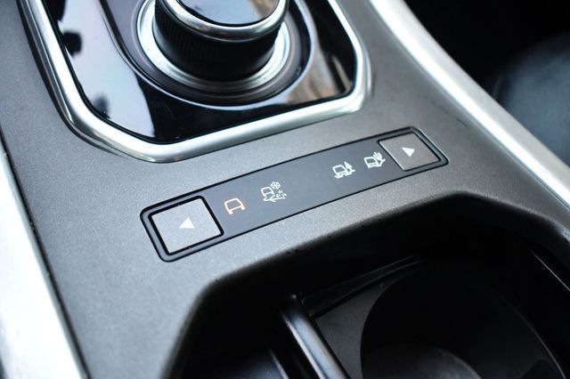 2017 Land Rover Range Rover Evoque 5 Door SE - 22983222 - 30