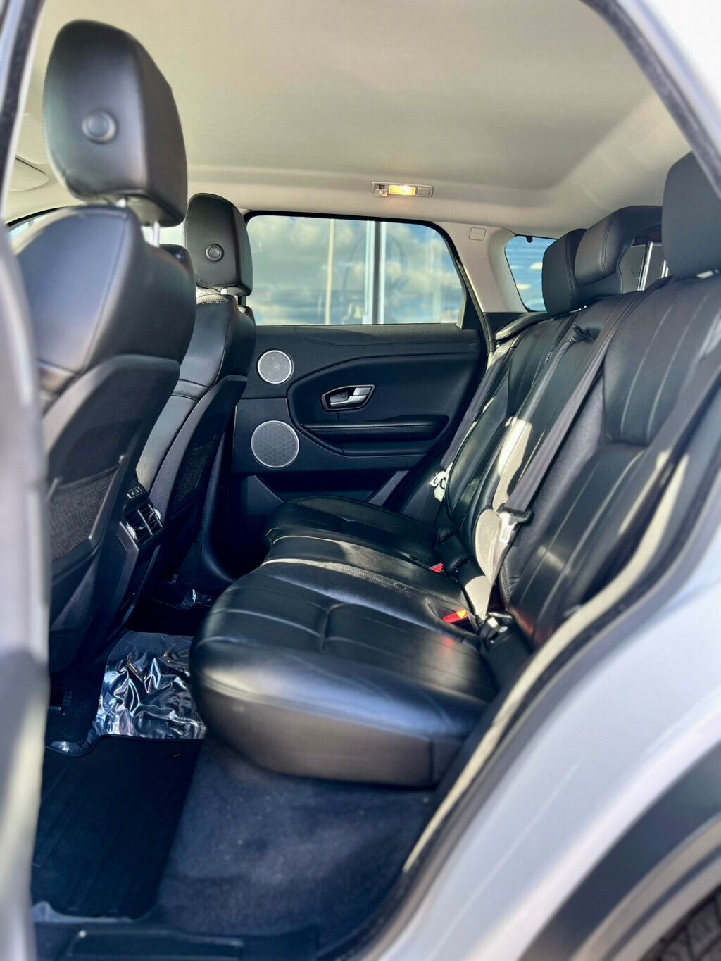 2017 Land Rover Range Rover Evoque 5 Door SE - 22934511 - 13