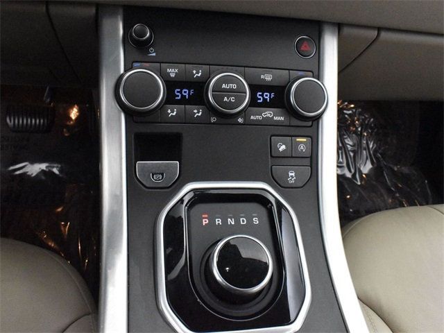 2017 Land Rover Range Rover Evoque SE photo 14