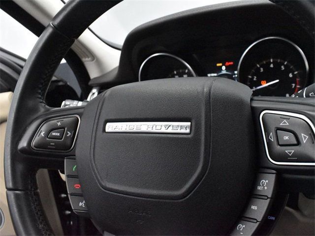 2017 Land Rover Range Rover Evoque SE photo 17