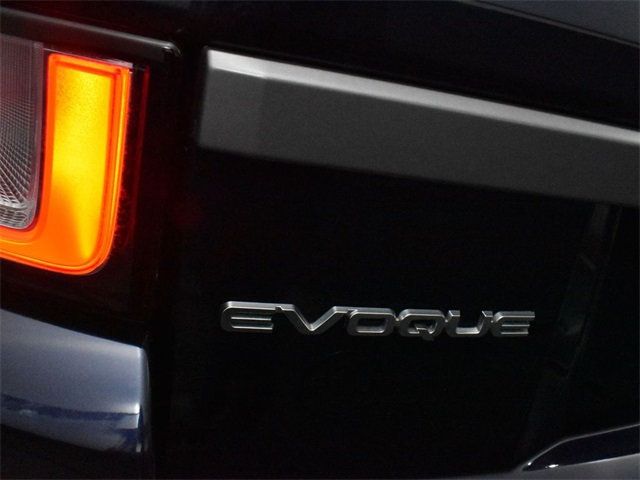 2017 Land Rover Range Rover Evoque SE photo 23