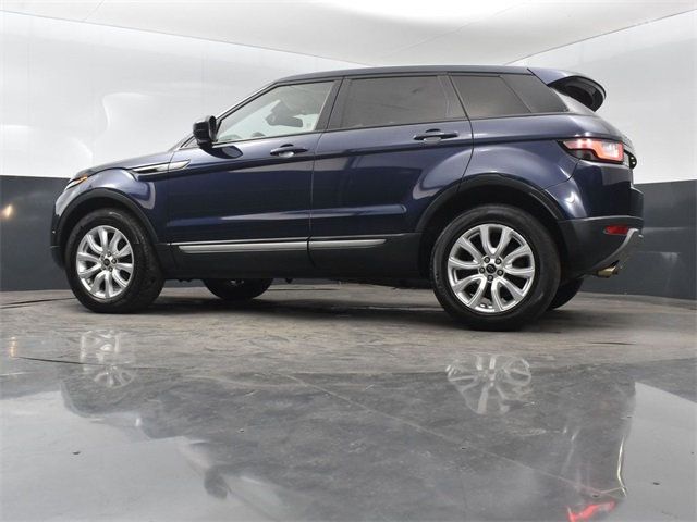 2017 Land Rover Range Rover Evoque SE photo 29