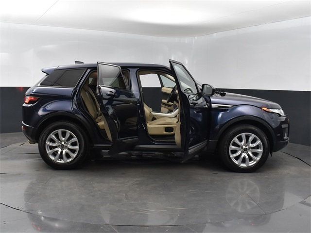 2017 Land Rover Range Rover Evoque SE photo 36