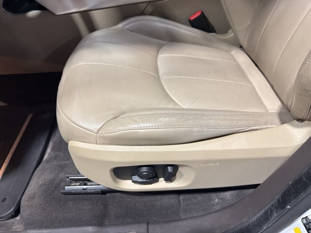 2017 Land Rover Range Rover Evoque 5 Door SE Premium - 23011476 - 32