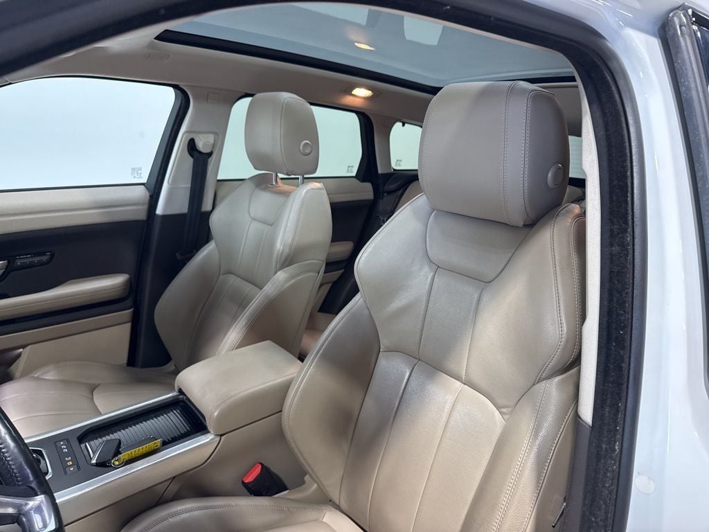 2017 Land Rover Range Rover Evoque 5 Door SE Premium - 23011476 - 33