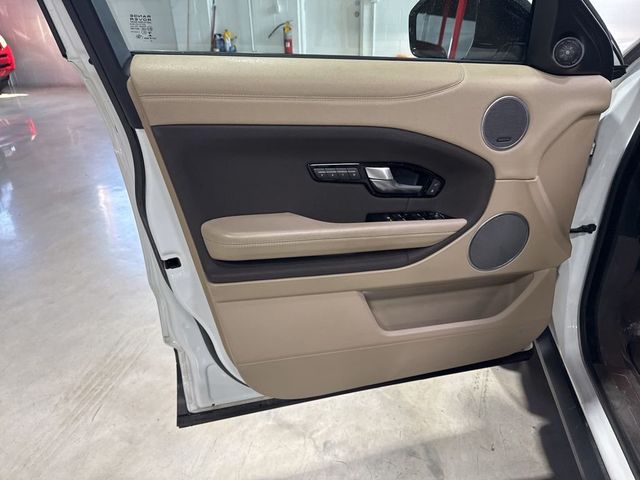 2017 Land Rover Range Rover Evoque 5 Door SE Premium - 23011476 - 35