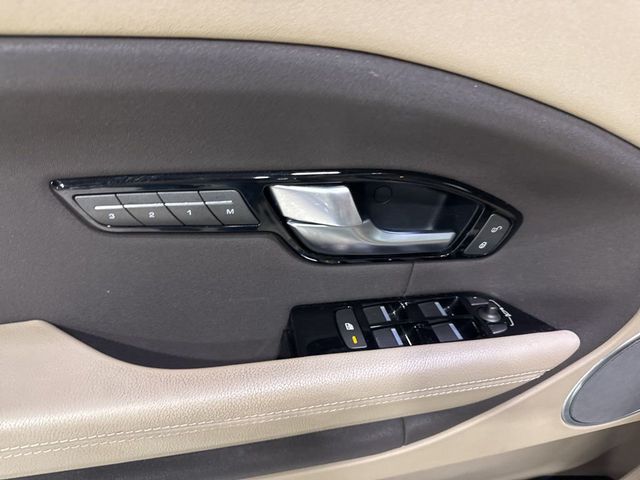 2017 Land Rover Range Rover Evoque 5 Door SE Premium - 23011476 - 36