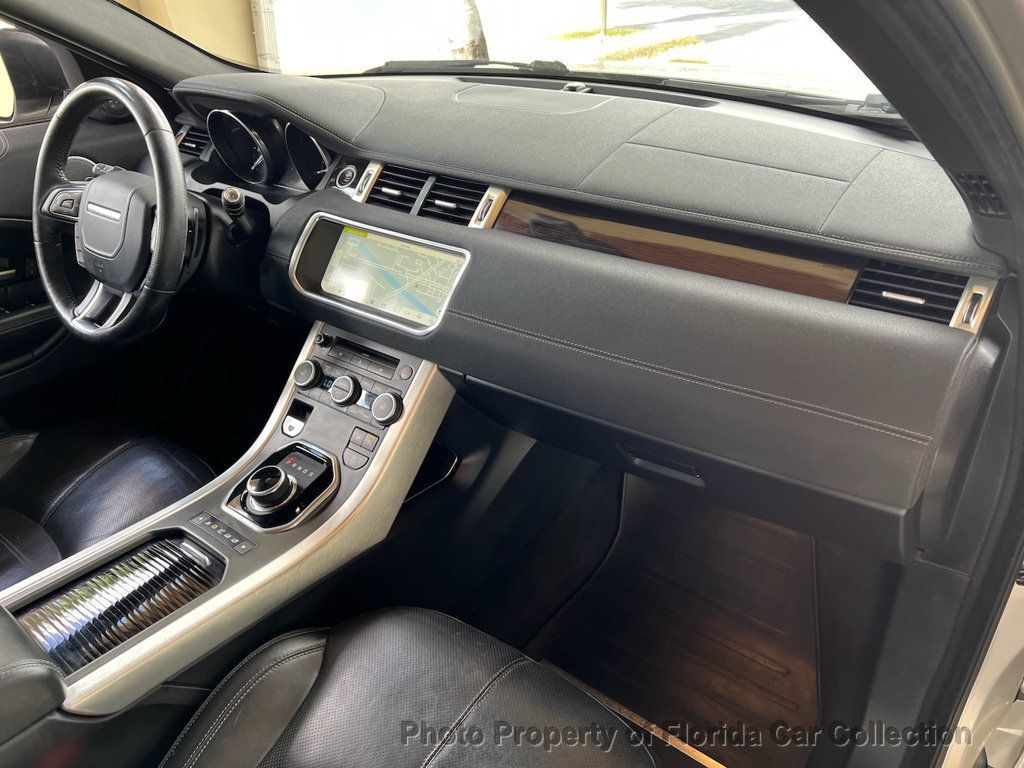 2017 Land Rover Range Rover Evoque HSE Dynamic AWD - 22936607 - 35