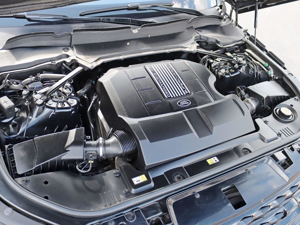 2017 Land Rover Range Rover Sport V6 Supercharged HSE Dynamic - 22912565 - 35