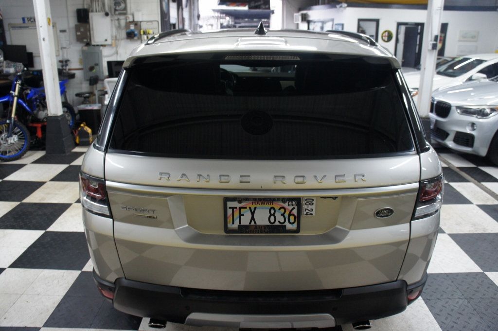 2017 Land Rover Range Rover Sport HSE photo 17