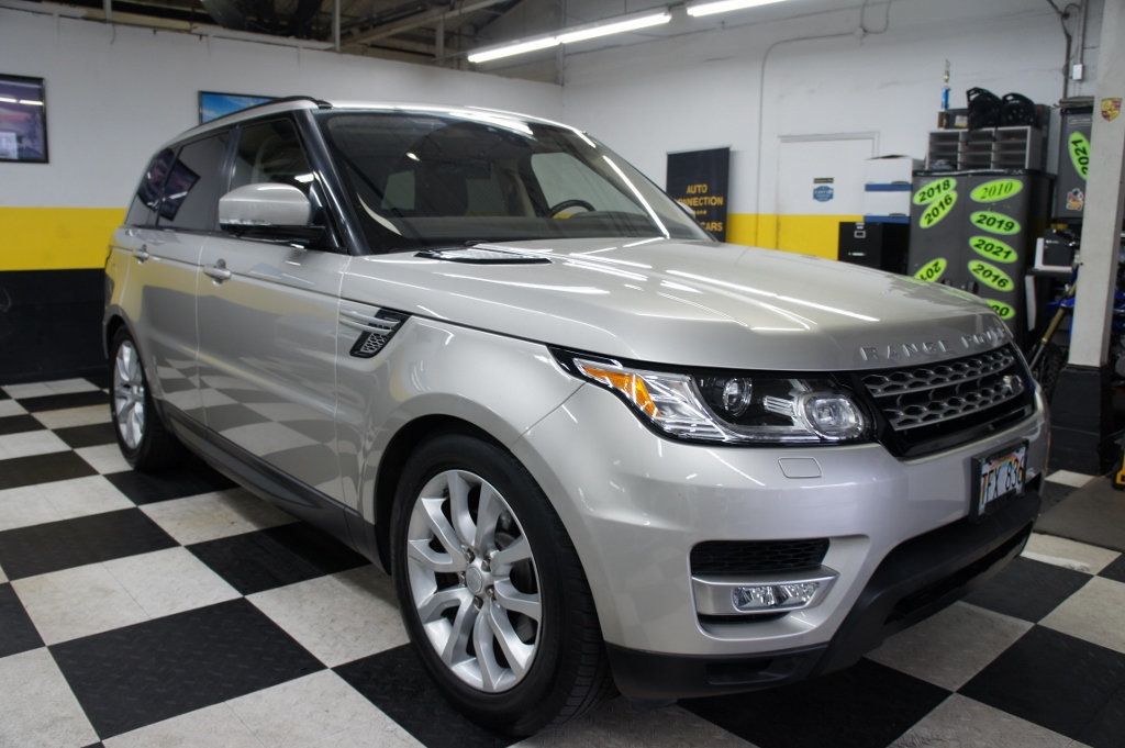 2017 Land Rover Range Rover Sport HSE photo 2
