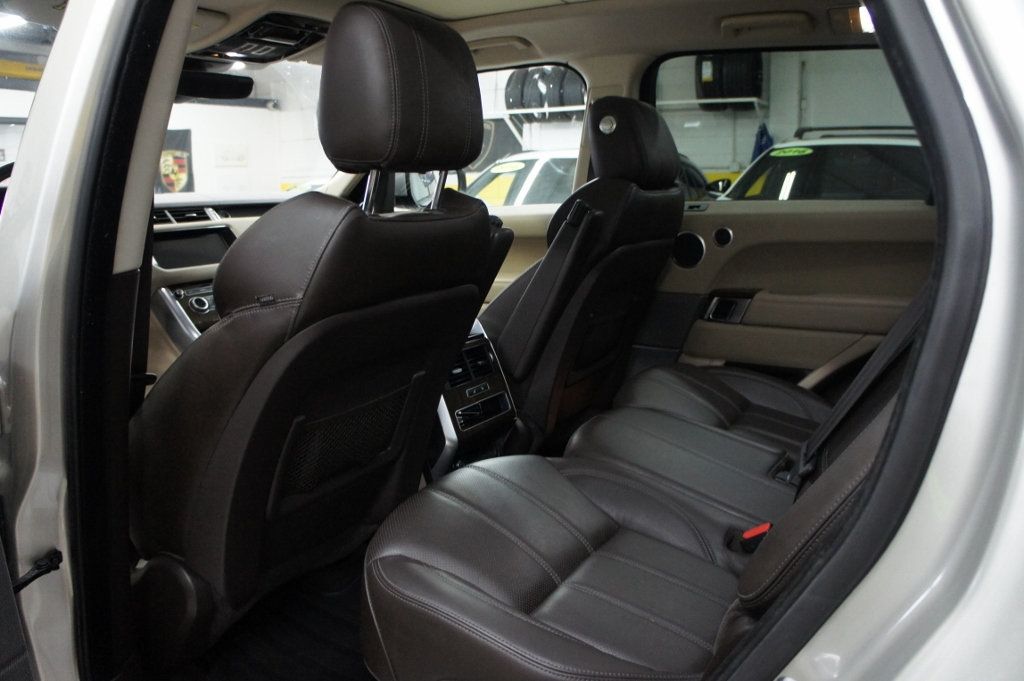 2017 Land Rover Range Rover Sport HSE photo 29