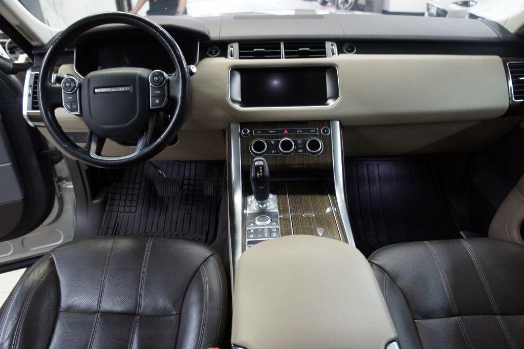 2017 Land Rover Range Rover Sport HSE photo 30